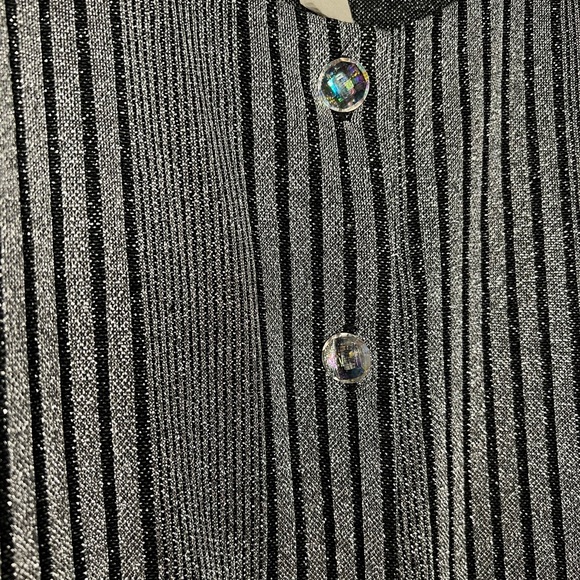 Ruth Norman, Vintage black & gunmetal light weight glittered button up jacket - Picture 6 of 6